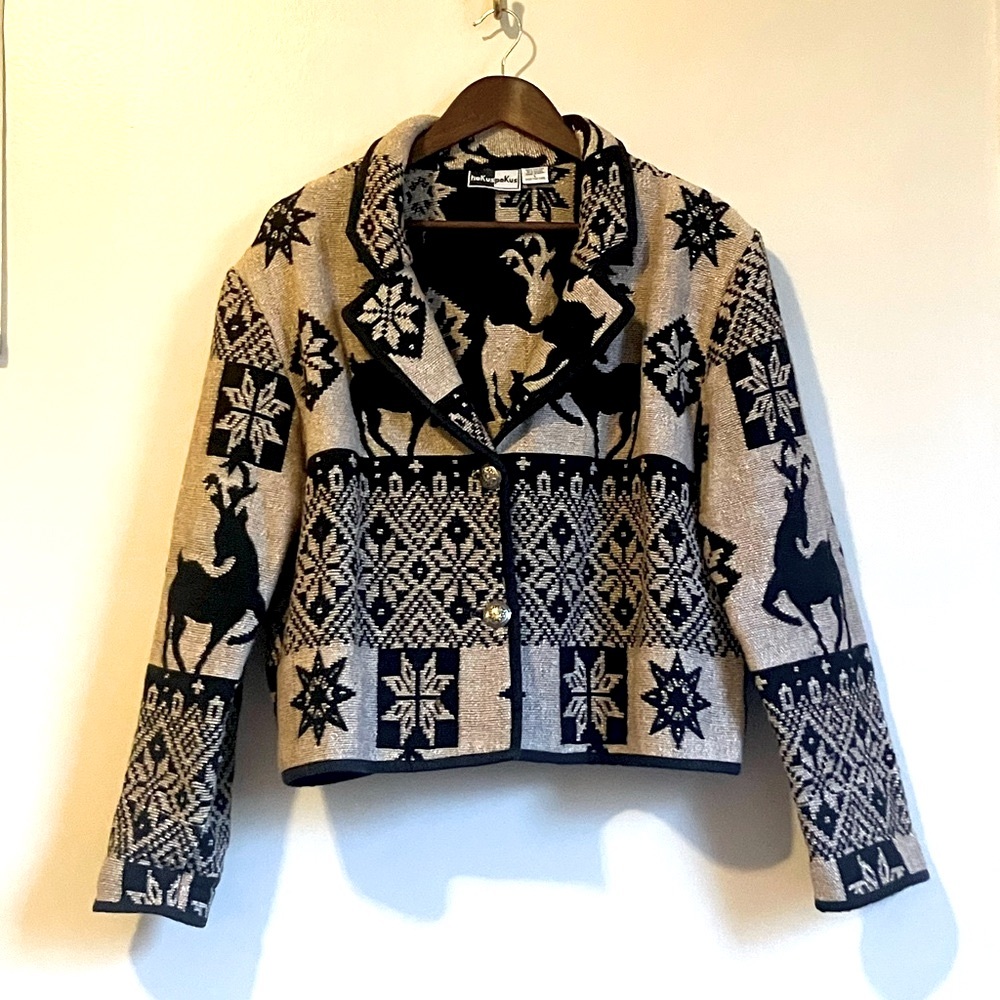 Hokus Pokus Winter Sweater